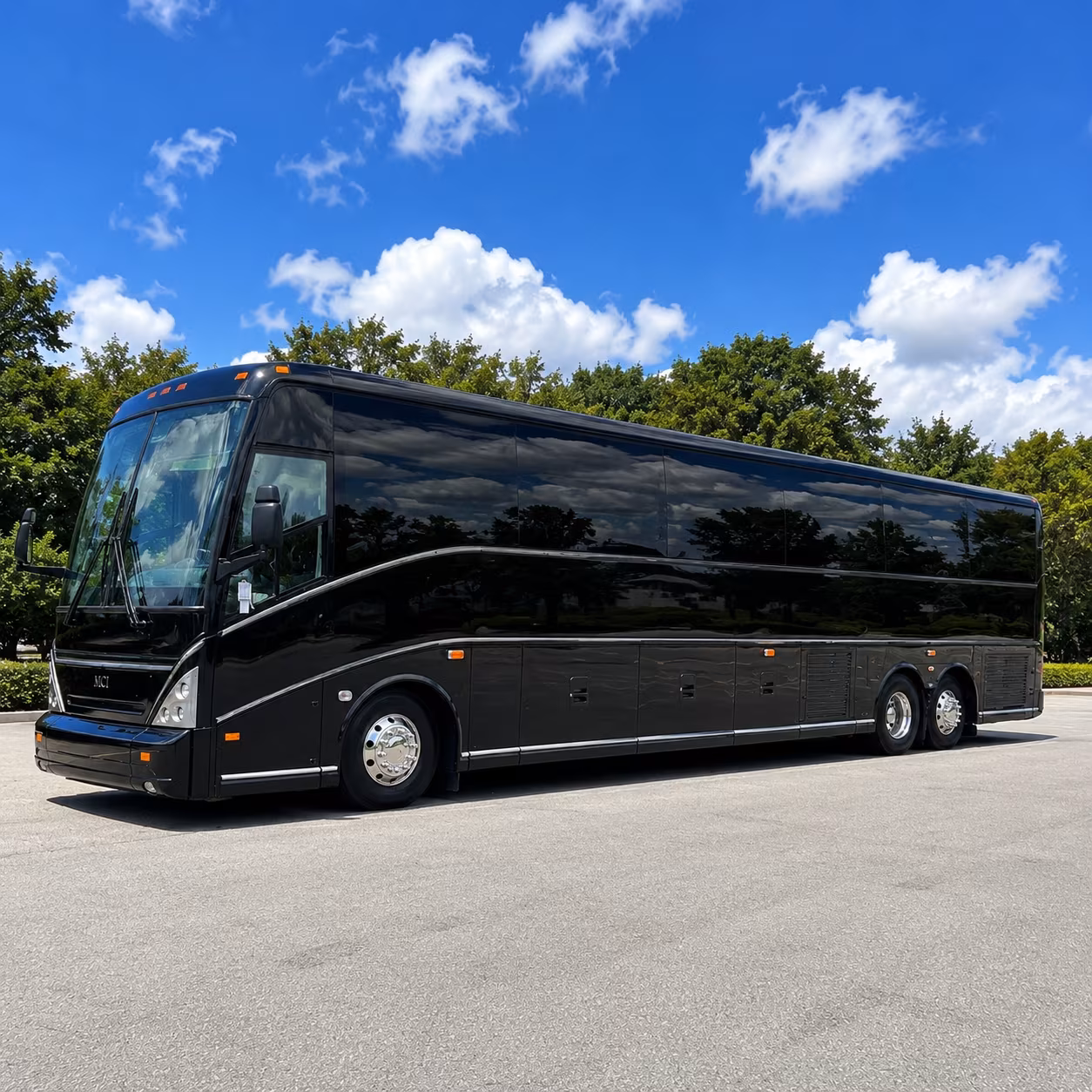 charter buses to detroit sporting events from farmington hills