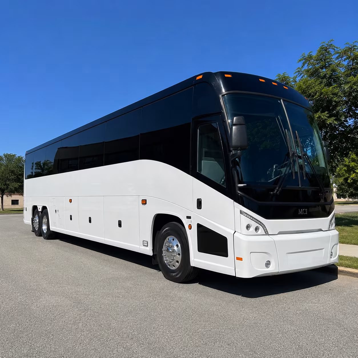 detroit charter bus