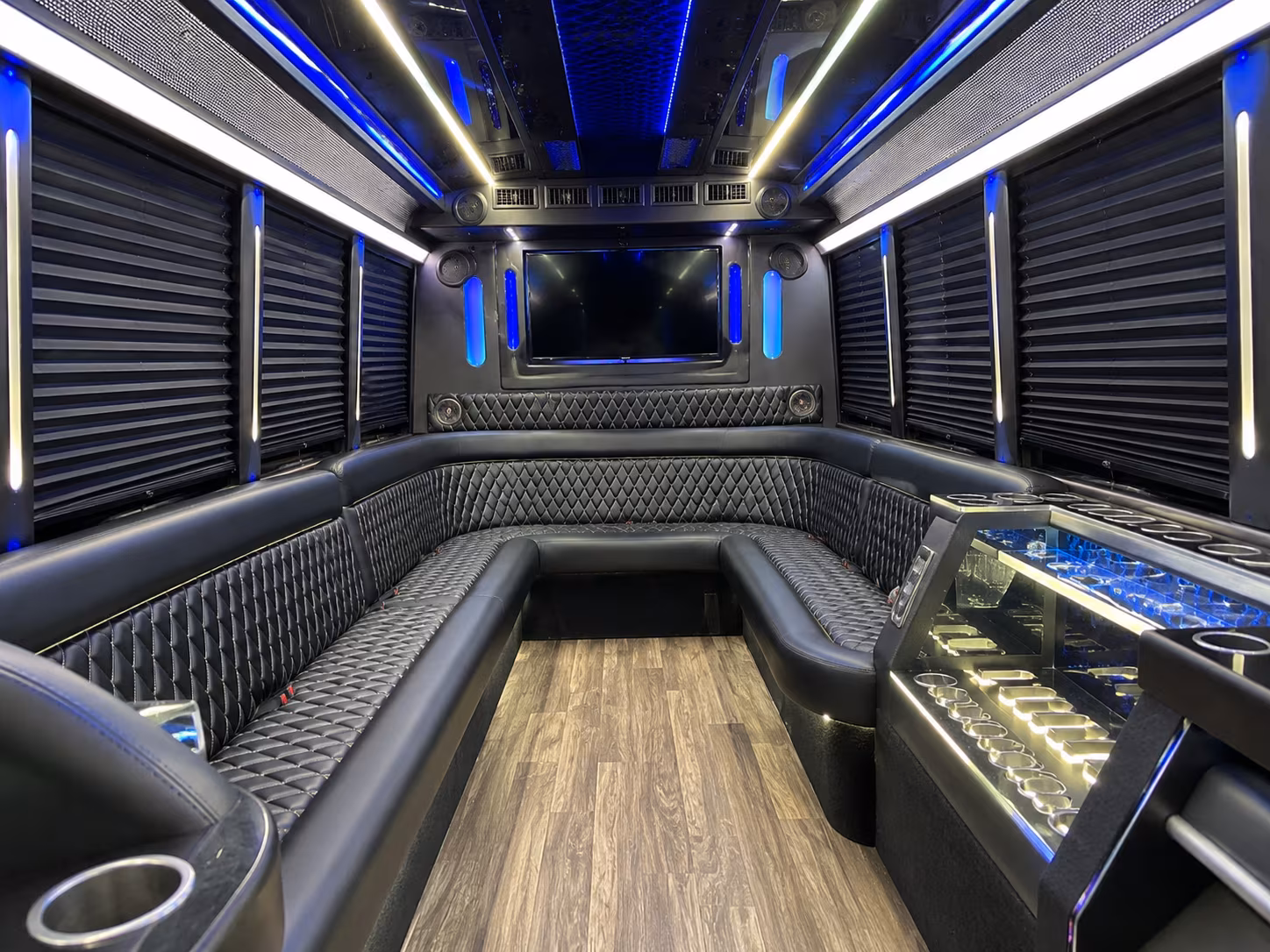 farmington hills new years eve party bus rental