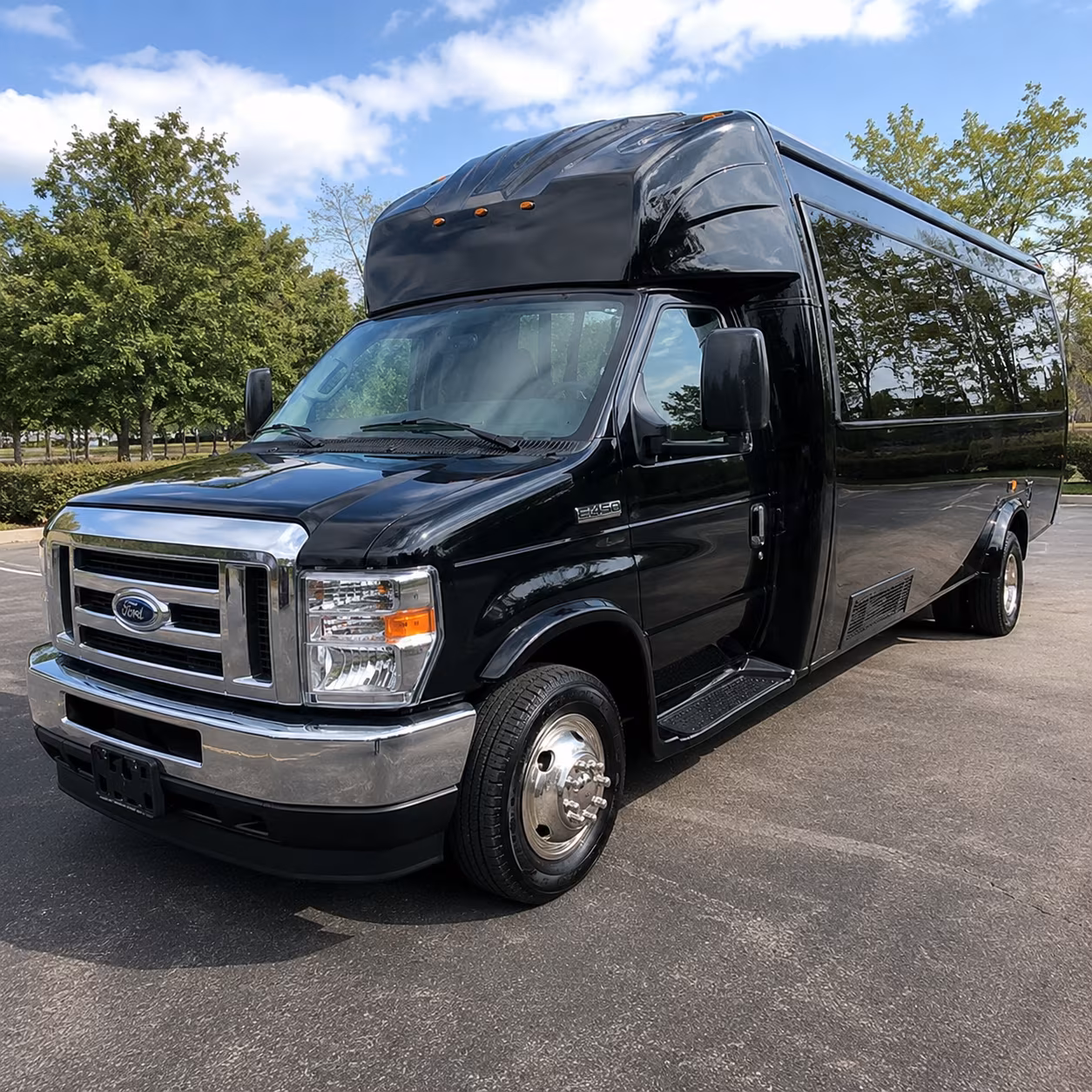 farmington hills sporting event party bus rental
