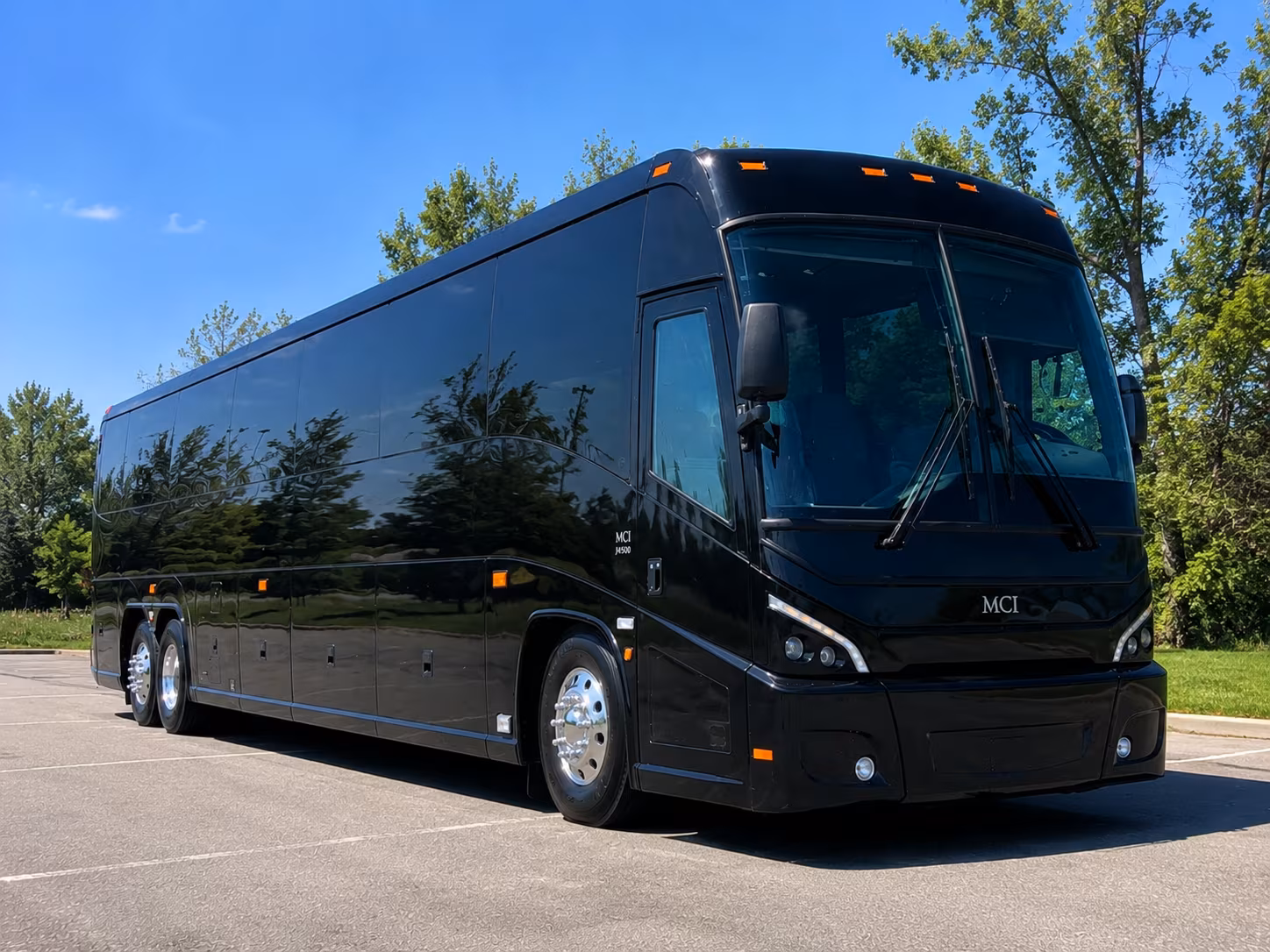 farmingtonhillscharterbuscompany com makes prom and playoff season easy for farmington hills groups
