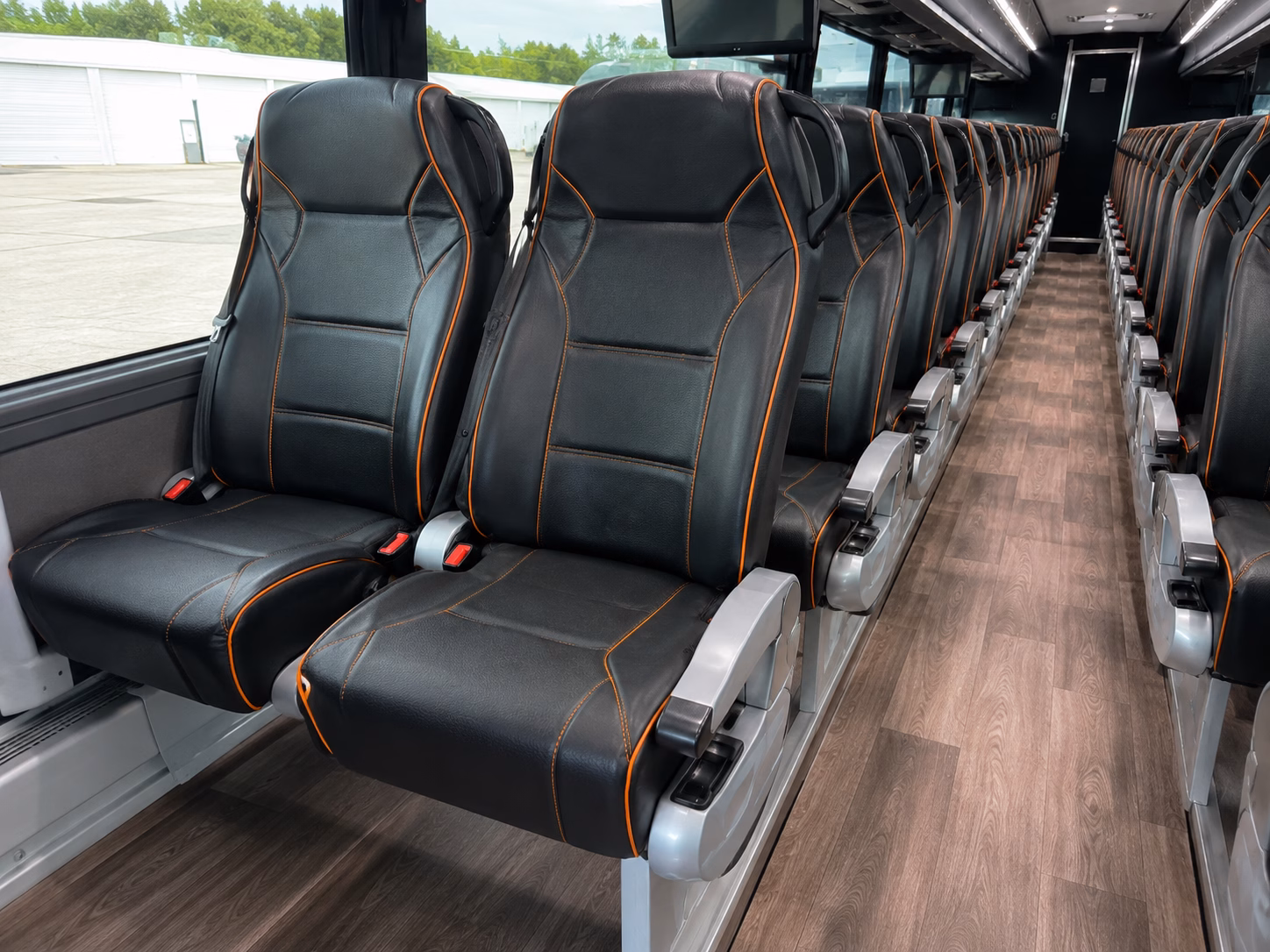 novi farmington hillscharter bus rental