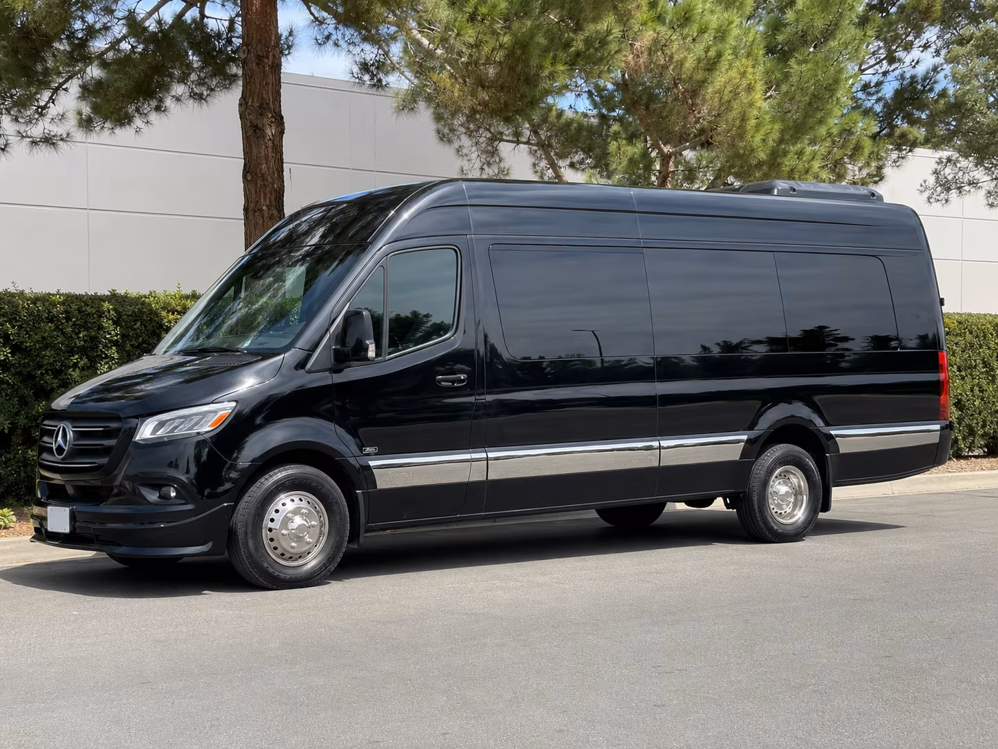 west bloomfield wine tour transportation